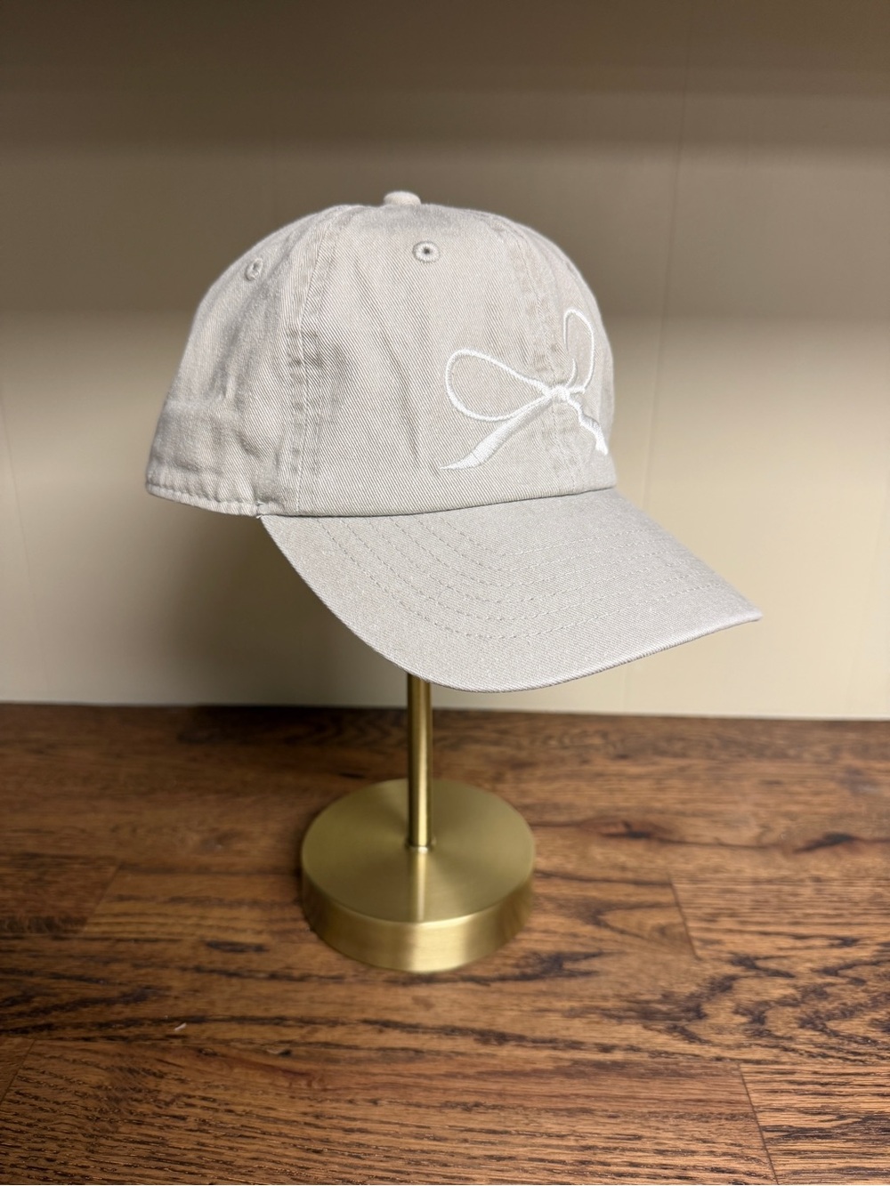 Cute Bow Embroidered Light Gray Baseball Cap